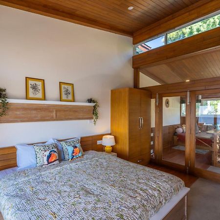 Stayvista At Nook - Elysium Estate 2 Bedroom Cottage With Hill View, Lawn シムラー エクステリア 写真